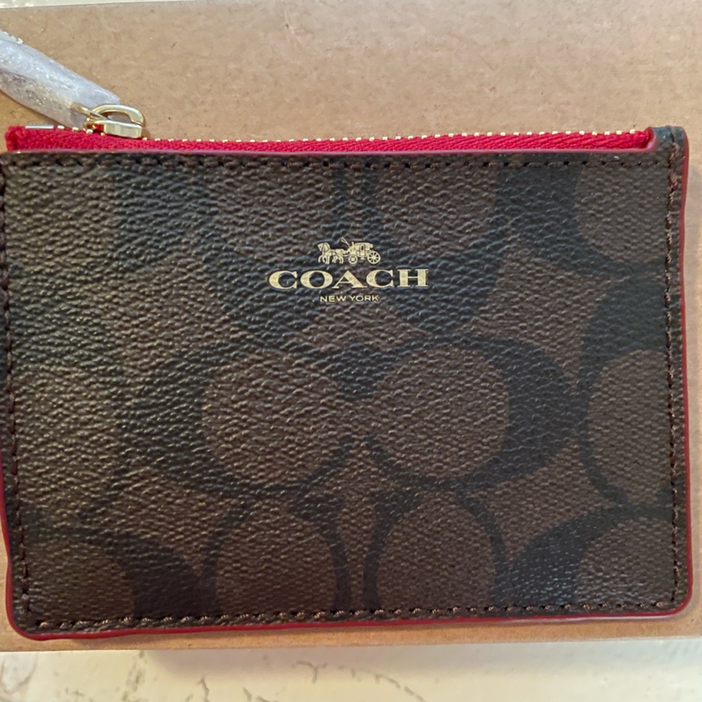 COPY - NEW Coach zip card holder/wallet NIB
